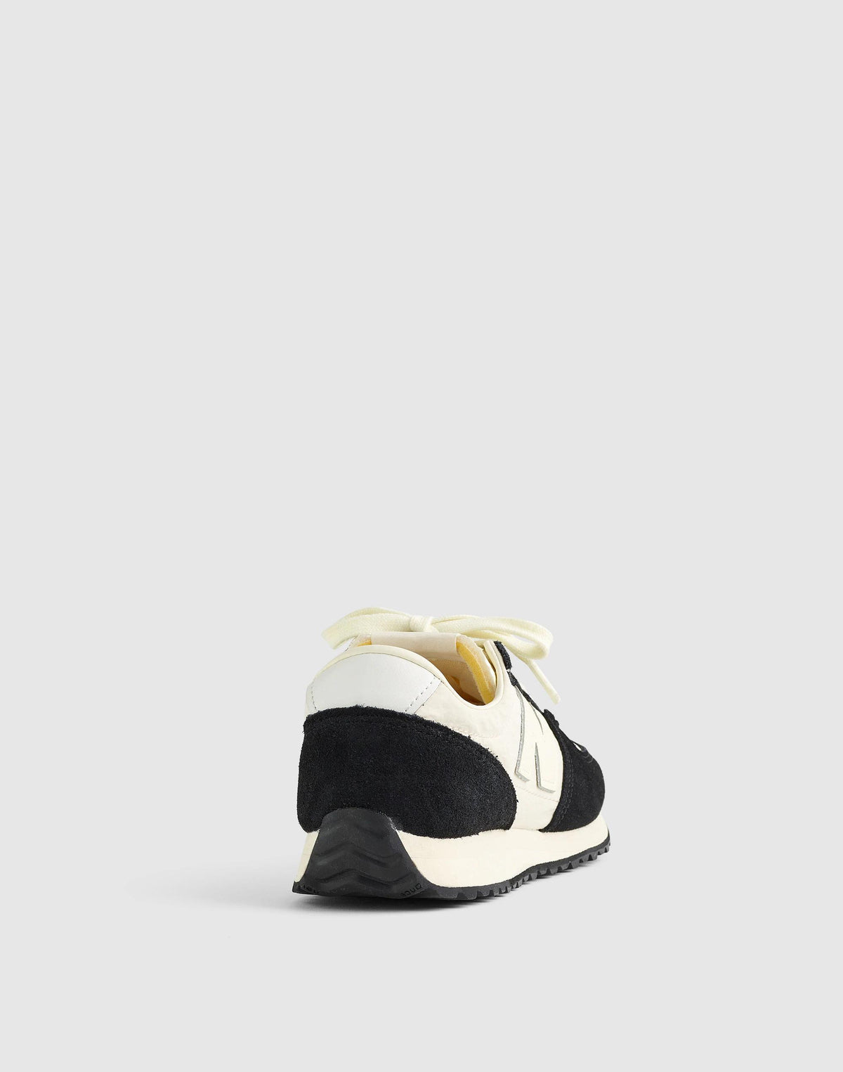 New Balance® Unisex 471 Sneakers Black | Madewell Great Value