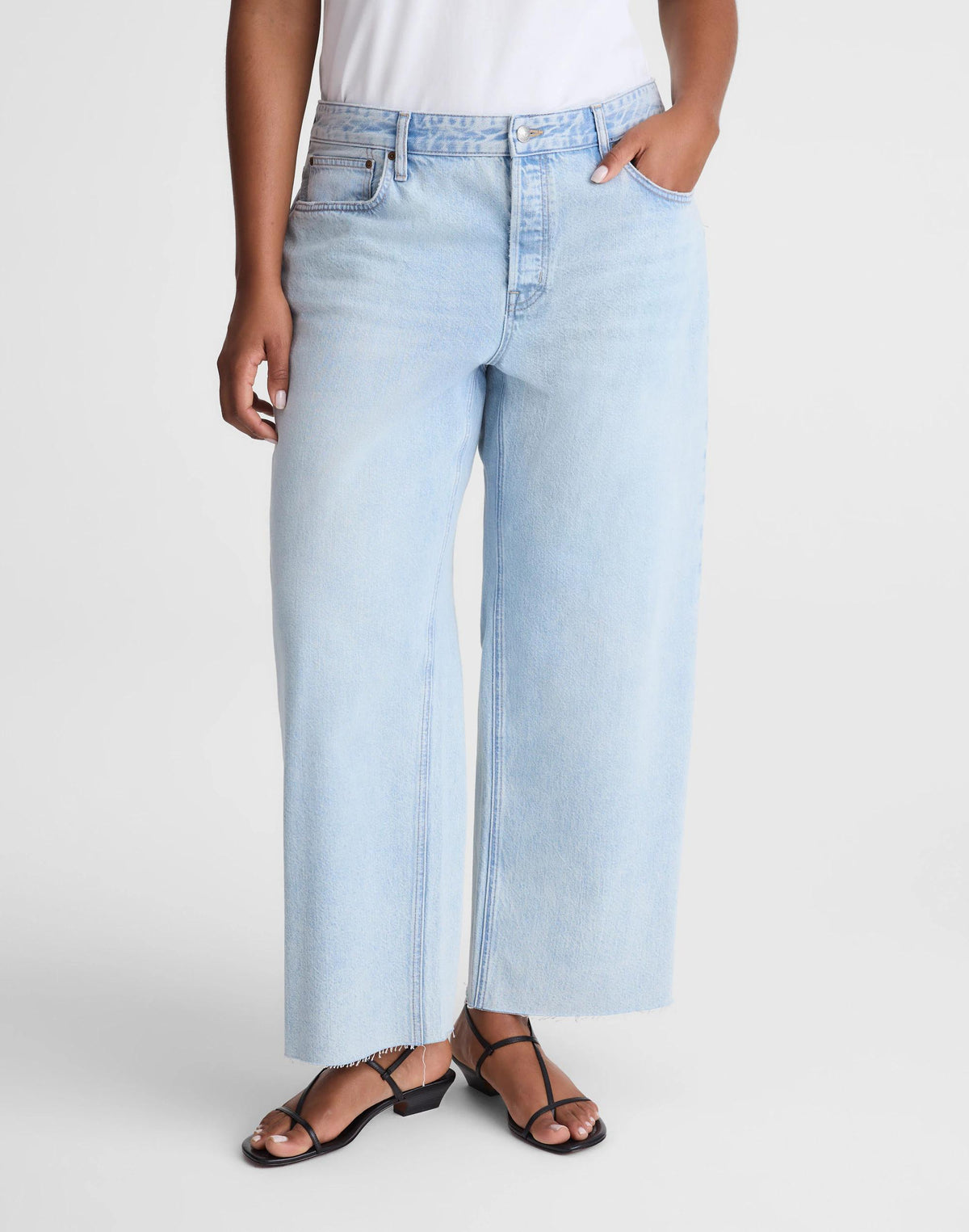 Curvy Low-Slung Baggy Crop Jeans in Foster Wash Foster Wash | Madewell Quality