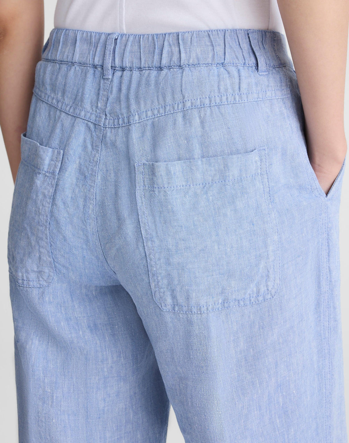 The Zoe Relaxed Straight Pant in 100% Linen Sunfaded Blue | Madewell Customer Favorite