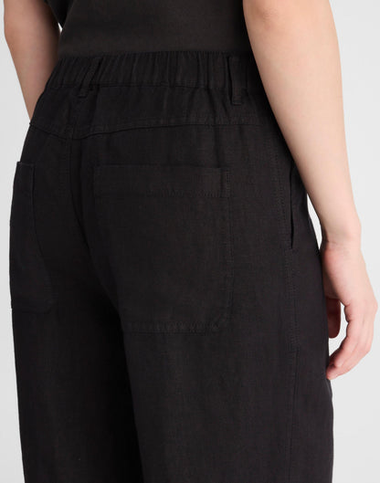 The Zoe Relaxed Straight Pant in 100% Linen Jet Black | Madewell Customer Favorite
