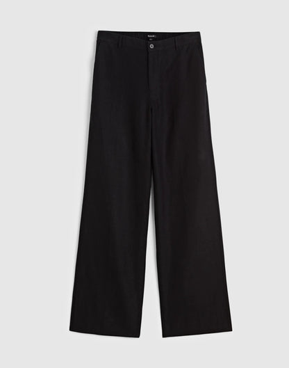 The Zoe Relaxed Straight Pant in 100% Linen Jet Black | Madewell Customer Favorite