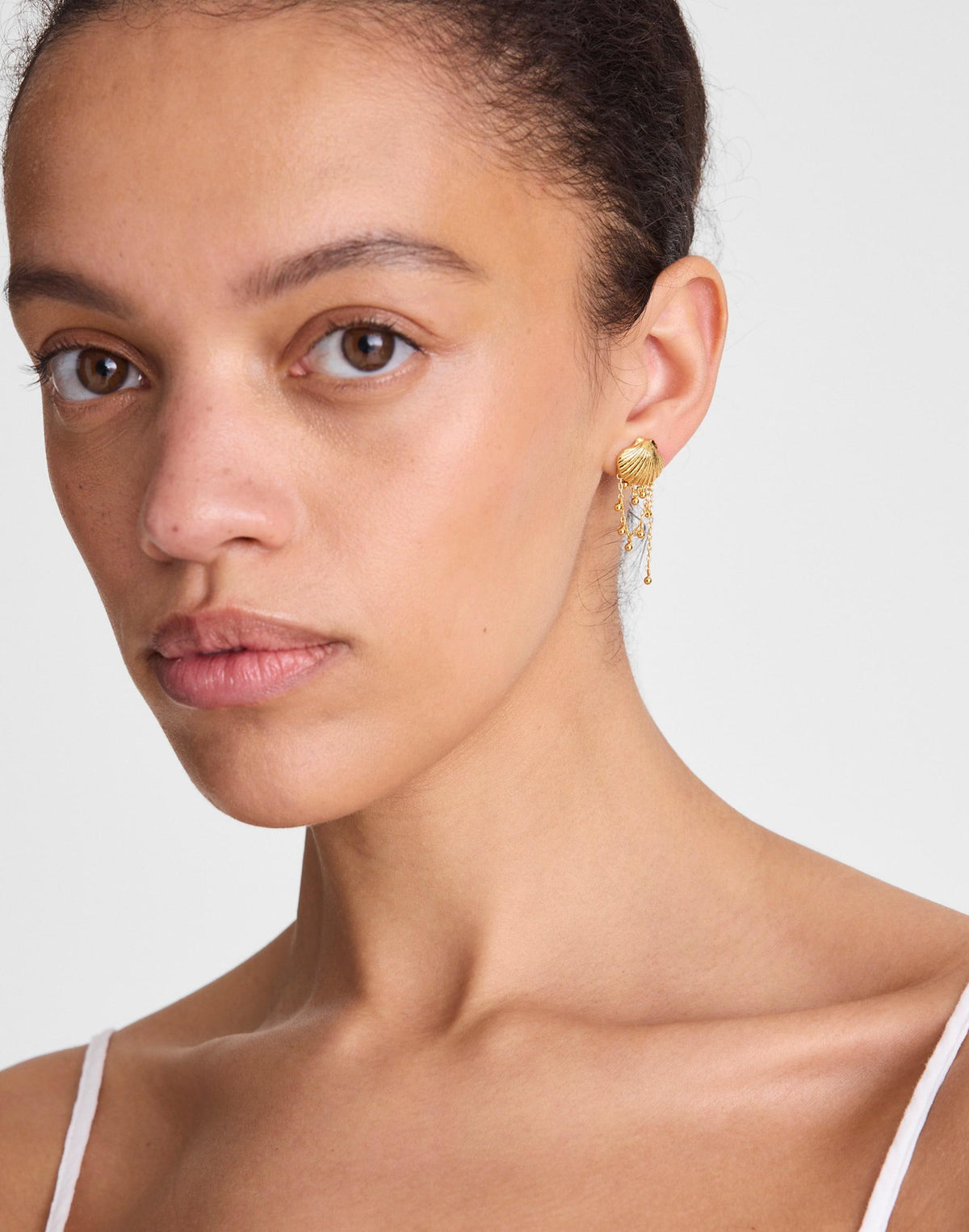 Shell Stacked Chain Stud Earrings Antique Gold | Madewell Best Seller