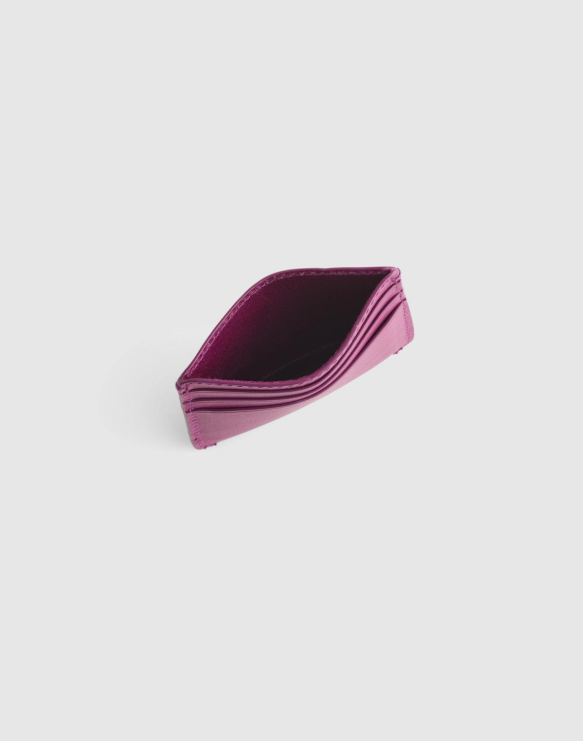 Curved Card Case in Leather Ripe Plum | Madewell Best Seller