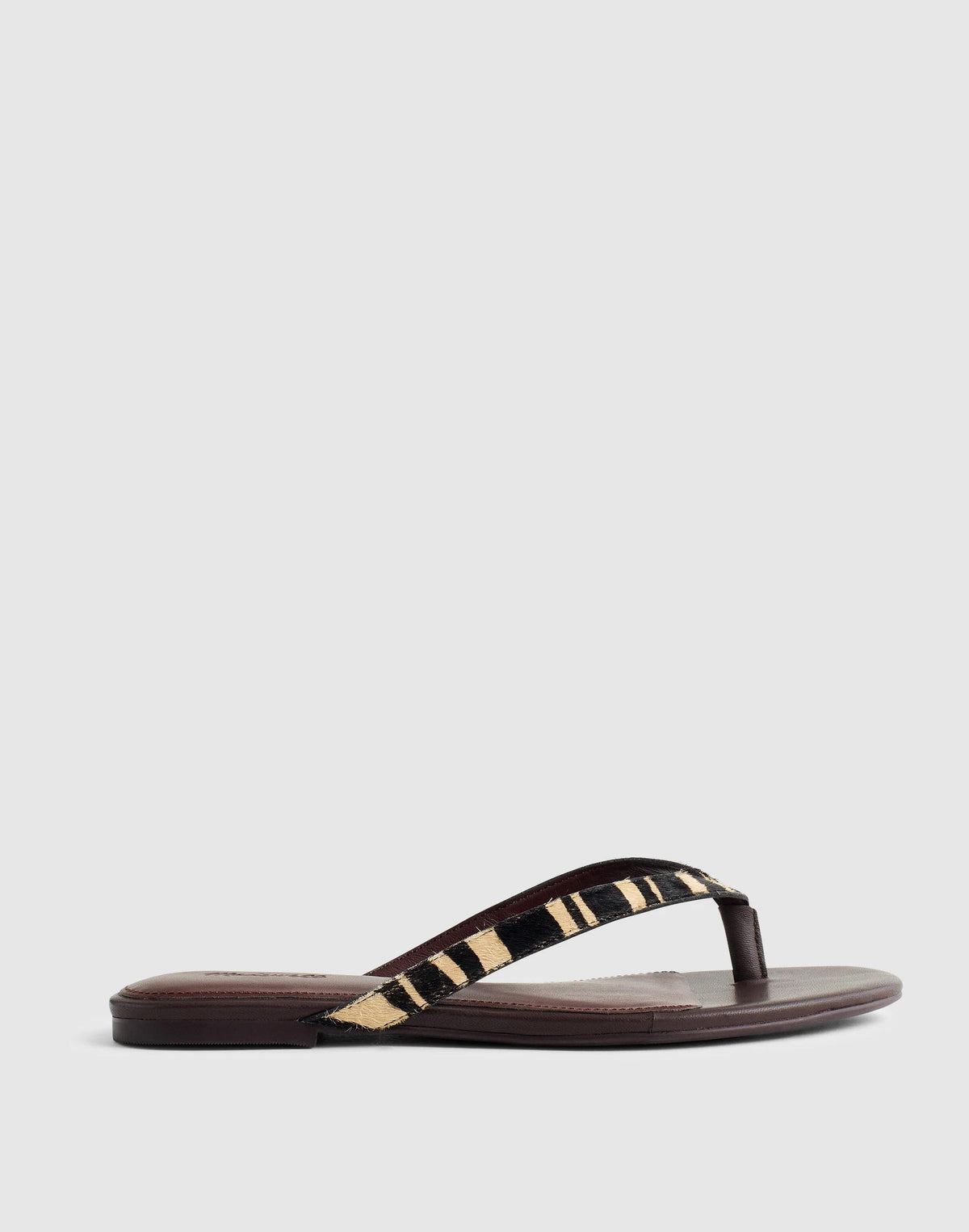 The Iggy Thong Sandal Espresso Bean Multi | Madewell Everyday