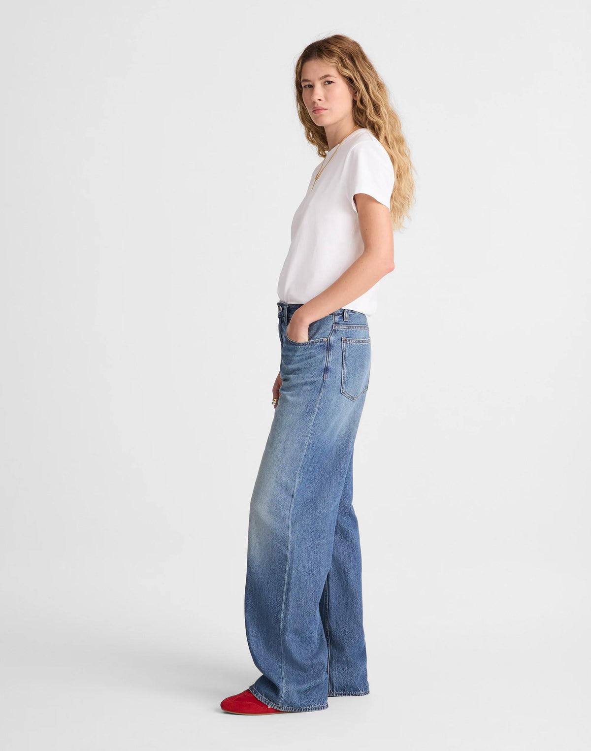 Petite Low-Slung Baggy Jeans in Airy Denim Pickett Wash | Madewell Customer Favorite