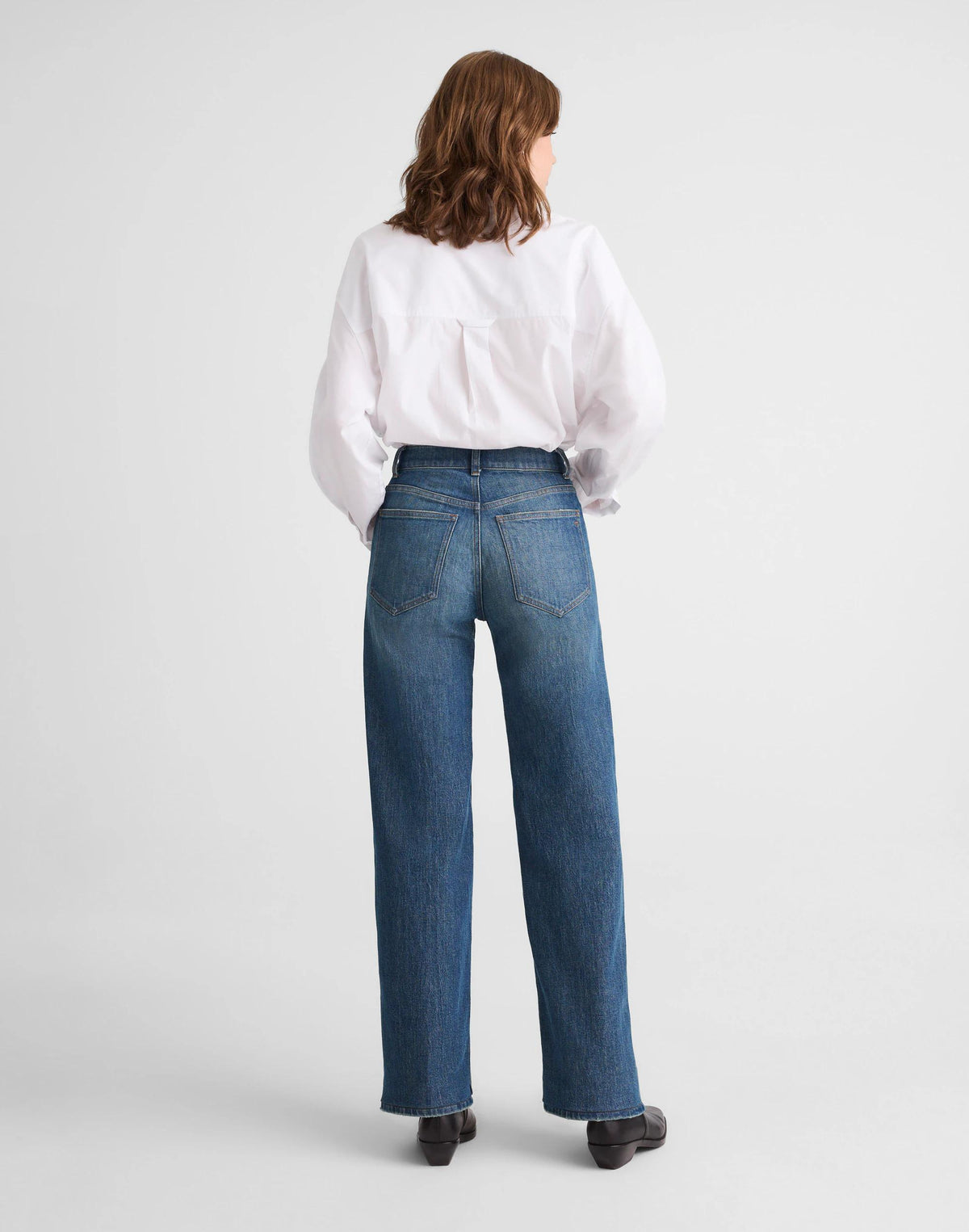 The Petite Perfect Vintage Wide-Leg Jean Harvey Wash | Madewell Featured