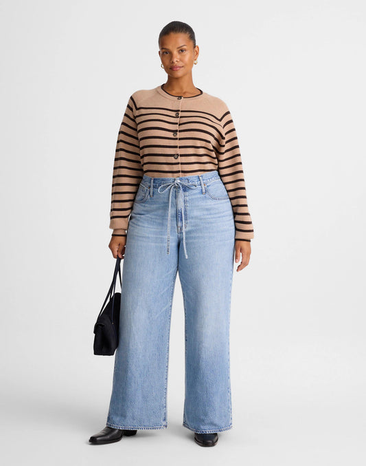 The Plus Ultimate Wide-Leg Jean in Airy Denim Raebrook Wash | Madewell Essential