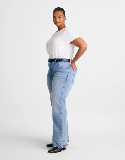 Plus Relaxed Bootcut Jeans Raebrook Wash | Madewell Signature
